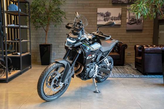 BMW F 900 GS PLUS BMW F 900 GS PLUS